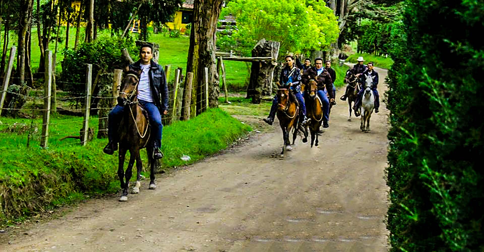 Cabalgata Adrenaline Colombia