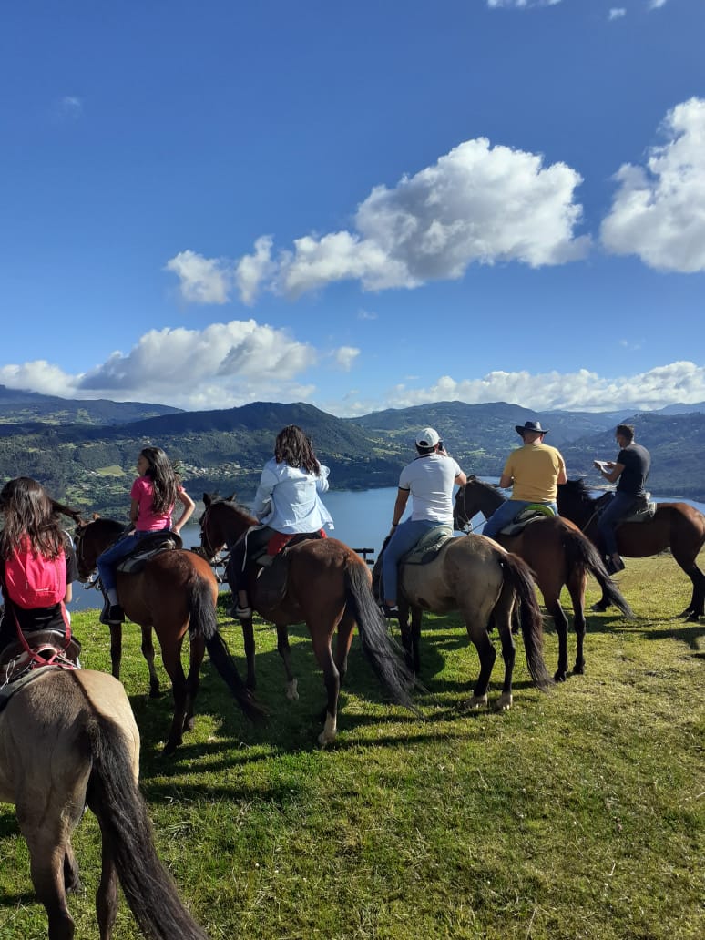 Cabalgatas en la Calera (5 razones para disfrutarlas)