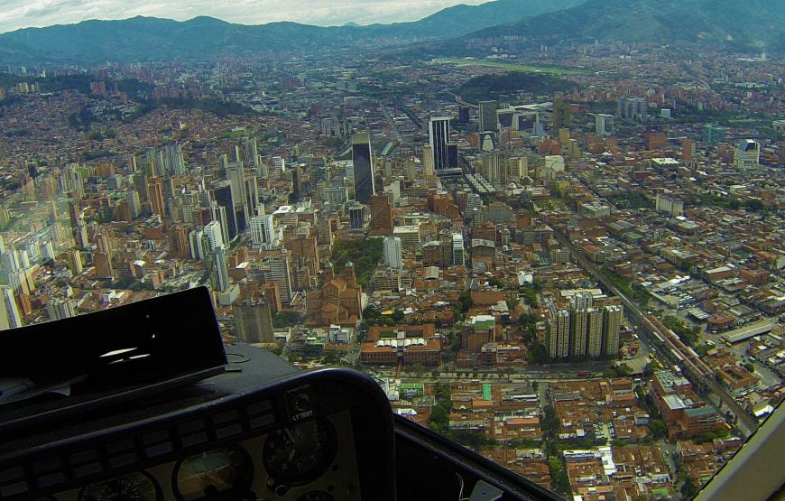 Sobrevuela Medellín en Helicóptero